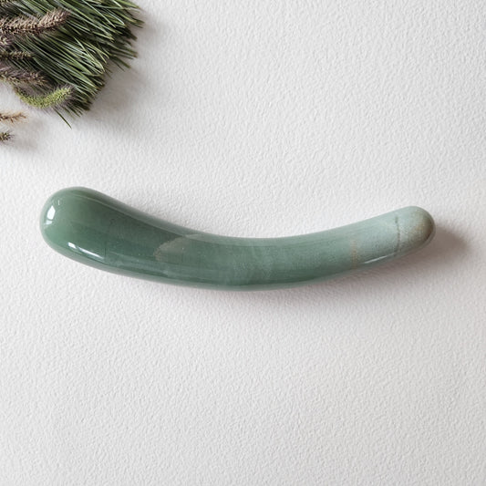 Crystal Wand Yoni Curved Green Aventurine in a Crescent Shape - Sex toys - Dildo