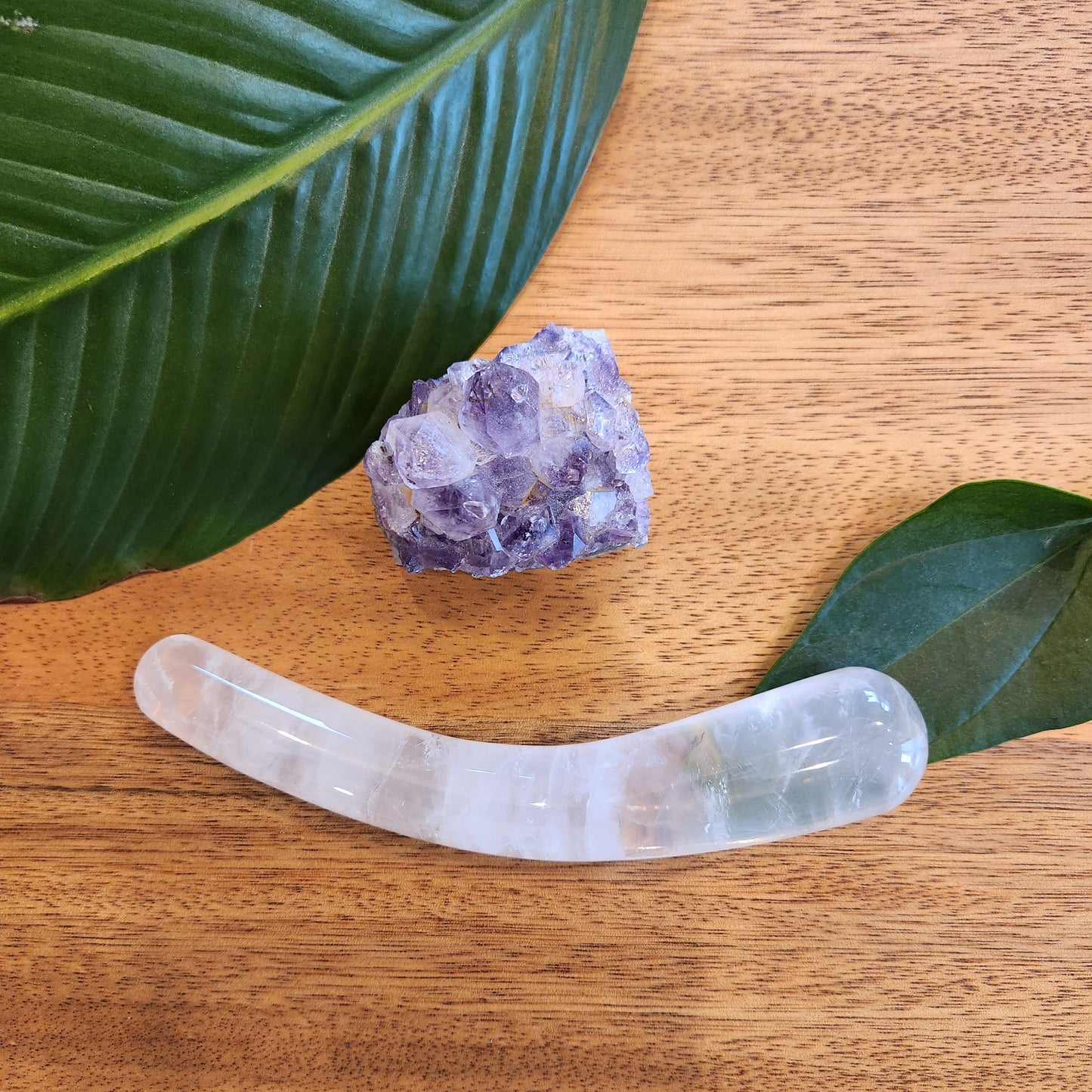 ersatile clear quartz curved crystal wand with crescent shape for anal