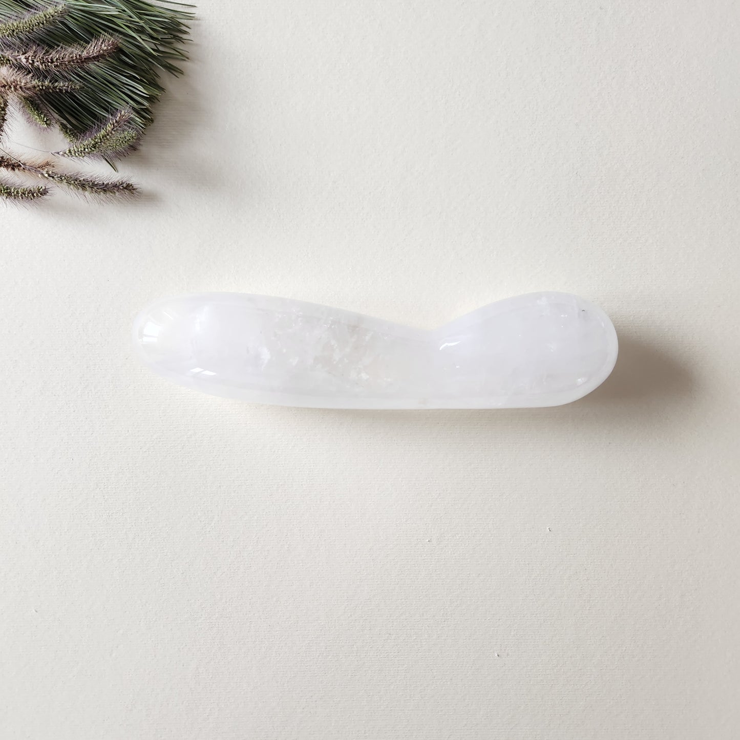 Elegant clear quartz crystal wand sex toy dildo with large curved shape