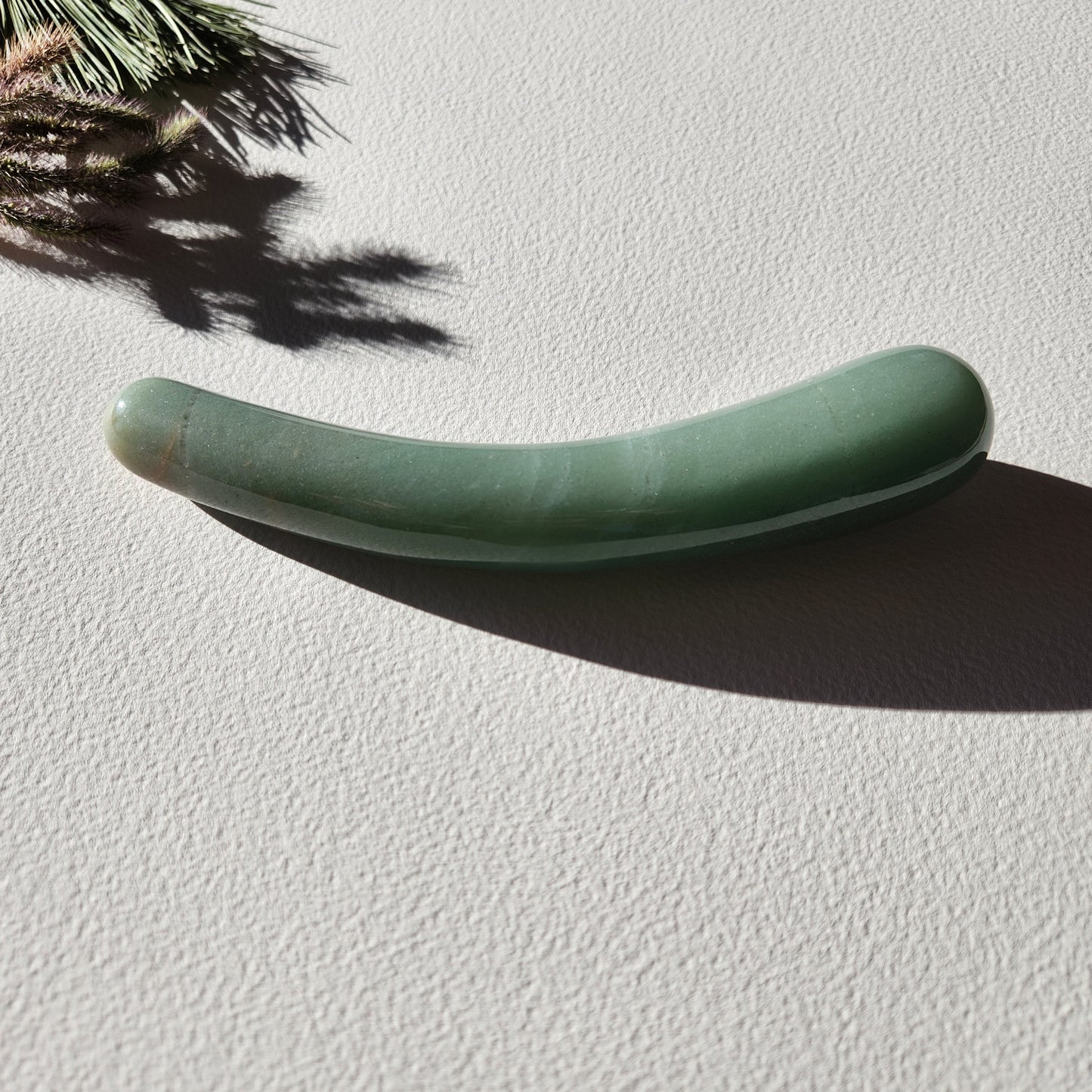 Crystal Wand Yoni Curved Green Aventurine in a Crescent Shape - Sex toys - Dildo